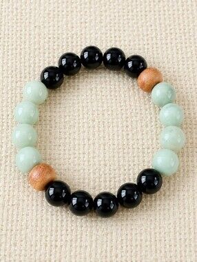 Green Alashan Agate & Black Onyx Beaded Stretch Bracelet | Handmade